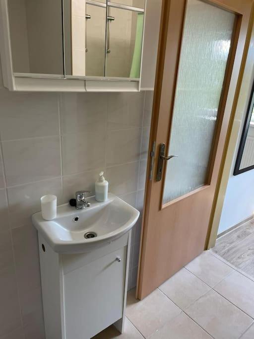 Apartman Katarina V Penzione Pod Smrekom Martin Luaran gambar